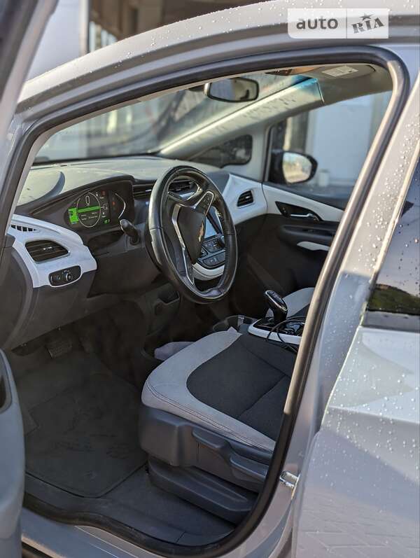 Хэтчбек Chevrolet Bolt EV 2019 в Ровно
