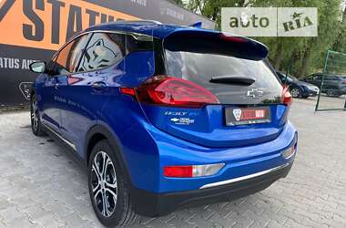 Хэтчбек Chevrolet Bolt EV 2021 в Хмельницком