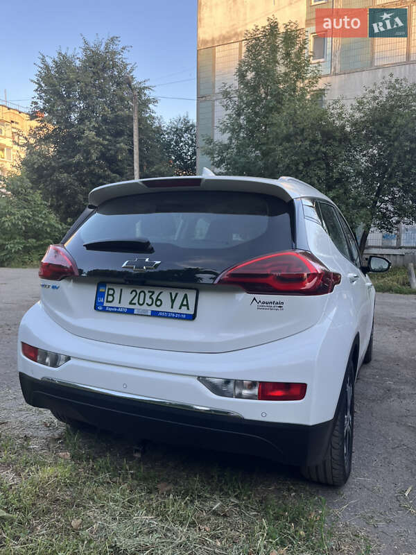 Хэтчбек Chevrolet Bolt EV 2021 в Павлограде