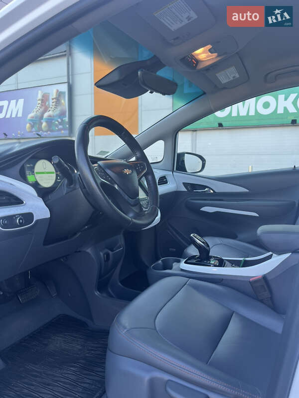 Хэтчбек Chevrolet Bolt EV 2021 в Павлограде