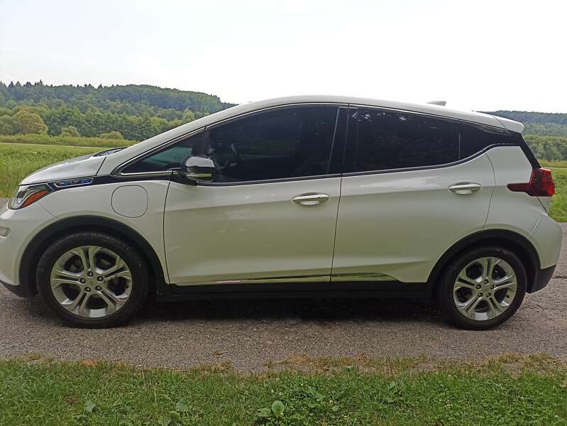 Хэтчбек Chevrolet Bolt EV 2019 в Дрогобыче фото 16 Хэтчбек Chevrolet Bolt EV 2019 в Дрогобыче
