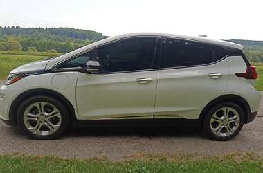 Хэтчбек Chevrolet Bolt EV 2019 в 