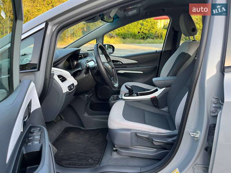 Хэтчбек Chevrolet Bolt EV 2020 в Днепре фото 17 Хэтчбек Chevrolet Bolt EV 2020 в Днепре