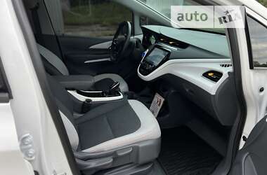 Хэтчбек Chevrolet Bolt EV 2020 в 
