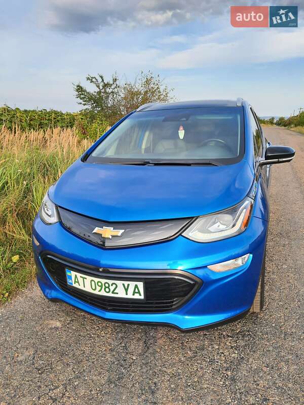 Хэтчбек Chevrolet Bolt EV 2017 в Ивано-Франковске фото 6 Хэтчбек Chevrolet Bolt EV 2017 в Ивано-Франковске