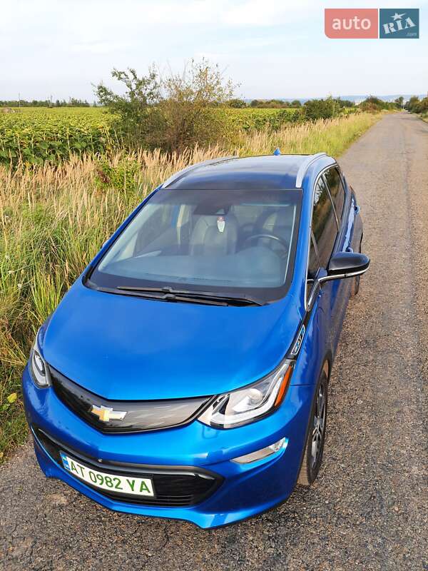 Хэтчбек Chevrolet Bolt EV 2017 в Ивано-Франковске фото 5 Хэтчбек Chevrolet Bolt EV 2017 в Ивано-Франковске