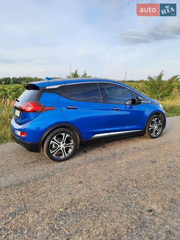 Хэтчбек Chevrolet Bolt EV 2017 в Ивано-Франковске фото 18 Хэтчбек Chevrolet Bolt EV 2017 в Ивано-Франковске