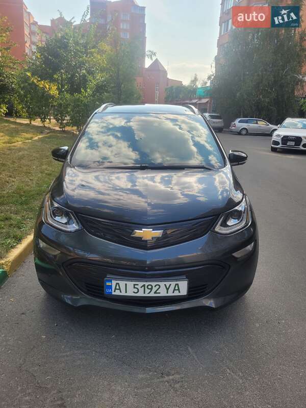Хэтчбек Chevrolet Bolt EV 2020 в Киеве
