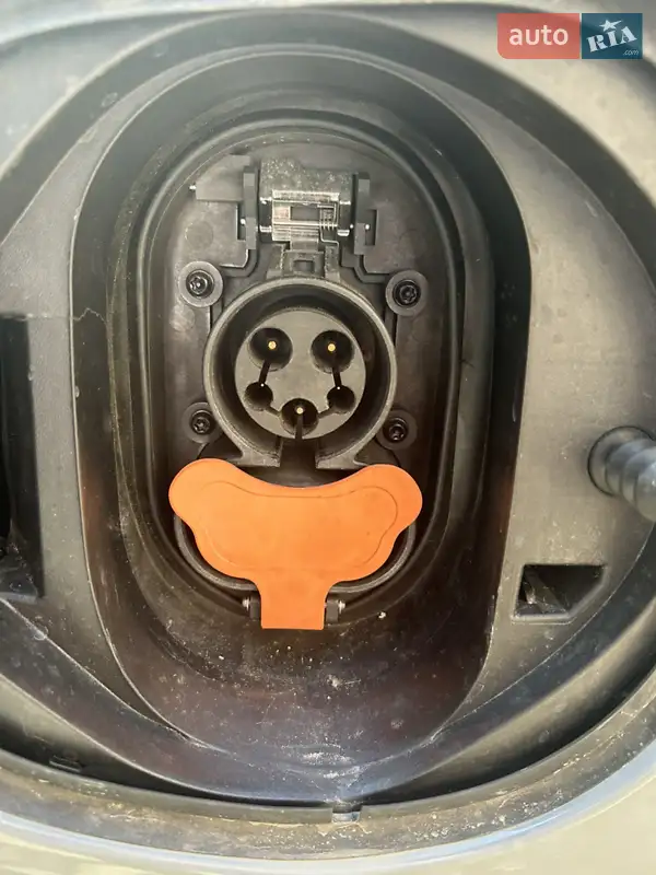 Chevrolet Bolt EV 2020 VIN 1G1FZ6S07L4143906 фото оголошення 2 з 46