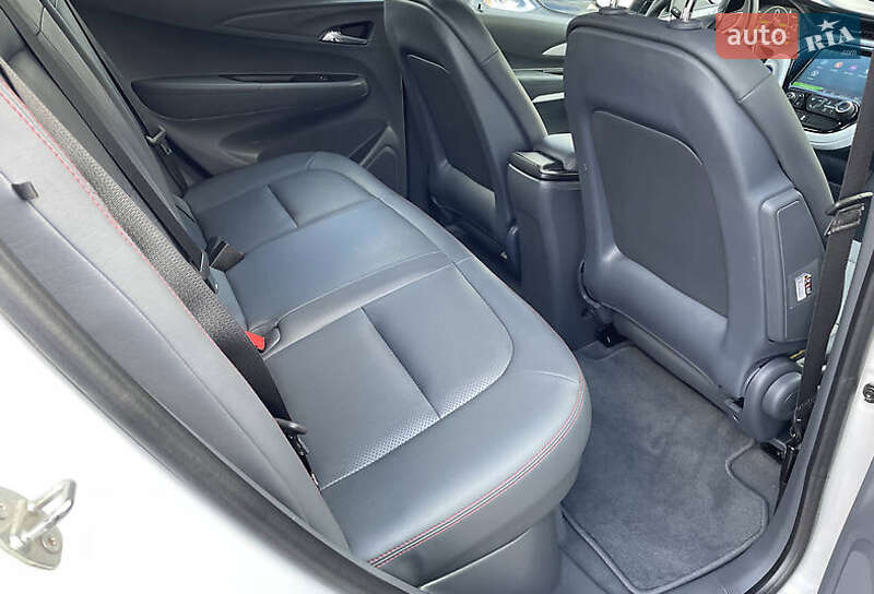 Хэтчбек Chevrolet Bolt EV 2018 в Киеве