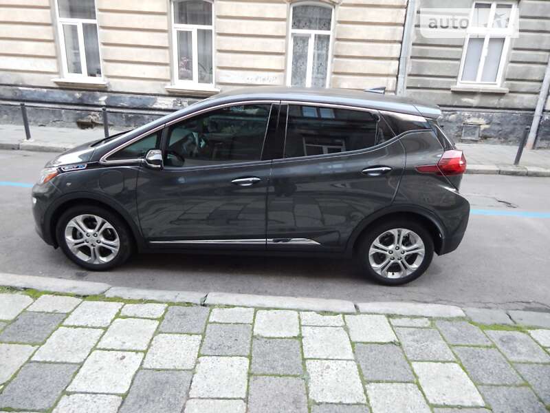 Хетчбек Chevrolet Bolt EV 2017 в Львові
