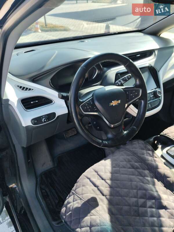 Хетчбек Chevrolet Bolt EV 2018 в Першотравенську
