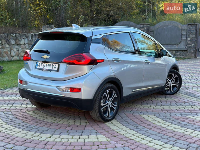 Хэтчбек Chevrolet Bolt EV 2018 в Калуше