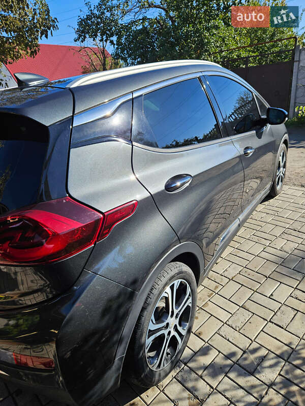Хэтчбек Chevrolet Bolt EV 2019 в Обухове