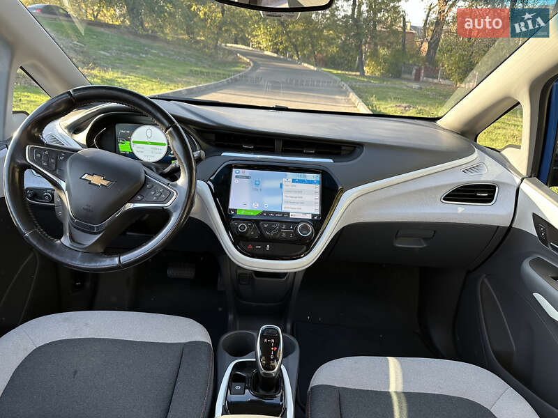 Хэтчбек Chevrolet Bolt EV 2020 в Кривом Роге