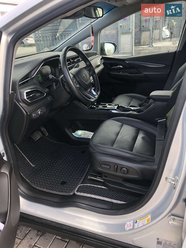 Хэтчбек Chevrolet Bolt EV 2023 в Львове фото 5 Хэтчбек Chevrolet Bolt EV 2023 в Львове