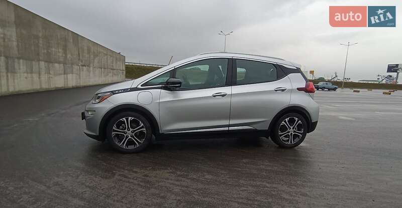 Хэтчбек Chevrolet Bolt EV 2017 в Львове