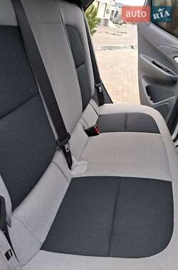 Хэтчбек Chevrolet Bolt EV 2020 в 