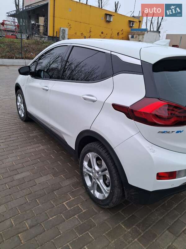 Хэтчбек Chevrolet Bolt EV 2020 в Виннице