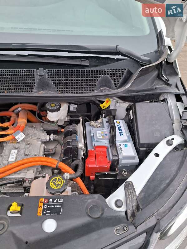 Хэтчбек Chevrolet Bolt EV 2020 в Виннице