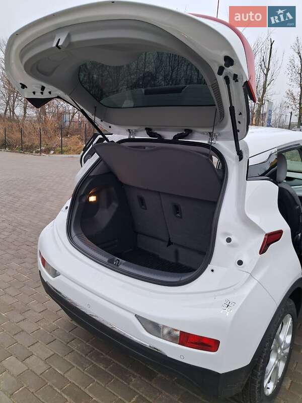 Хэтчбек Chevrolet Bolt EV 2020 в Виннице