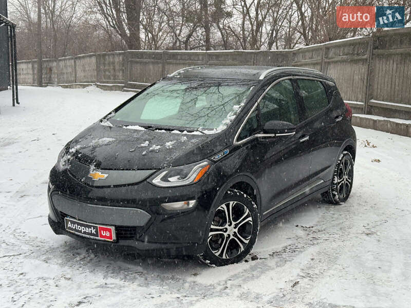 Хэтчбек Chevrolet Bolt EV 2017 в Киеве