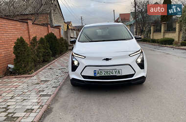 Хэтчбек Chevrolet Bolt EV 2022 в 
