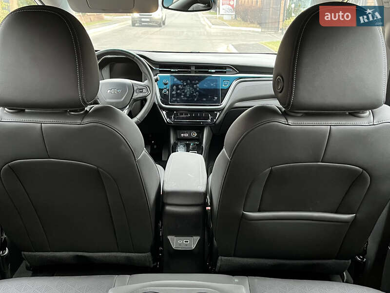 Хетчбек Chevrolet Bolt EV 2023 в Києві