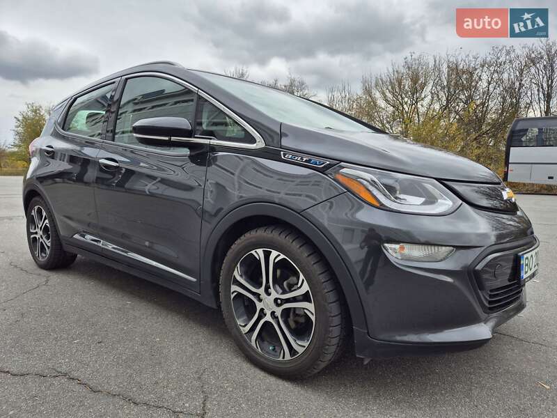 Хетчбек Chevrolet Bolt EV 2017 в Дніпрі