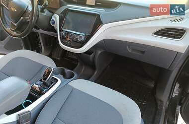 Хетчбек Chevrolet Bolt EV 2021 в 