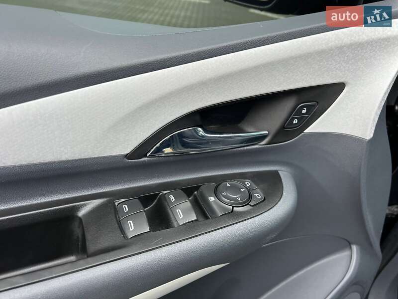 Хэтчбек Chevrolet Bolt EV 2020 в Ровно фото 66 Хэтчбек Chevrolet Bolt EV 2020 в Ровно
