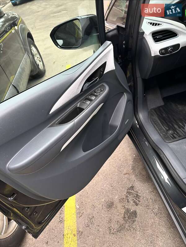 Хетчбек Chevrolet Bolt EV 2018 в Чернігові