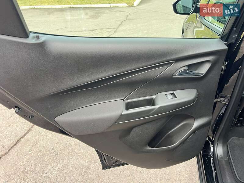 Хэтчбек Chevrolet Bolt EV 2023 в Ровно