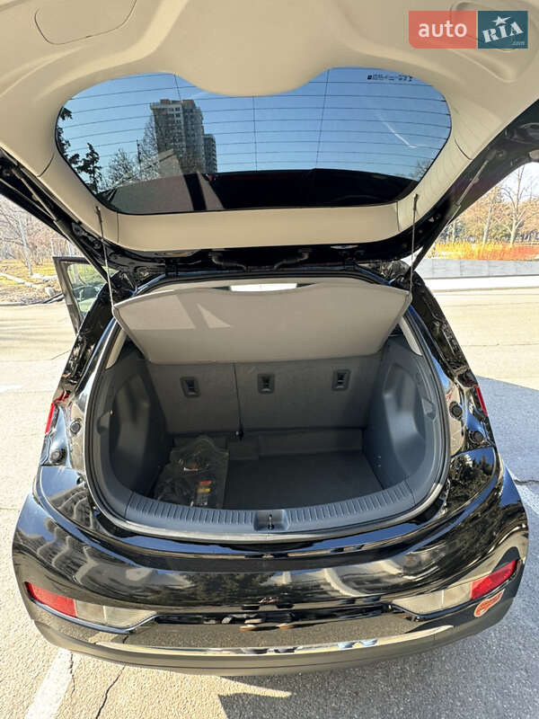 Хэтчбек Chevrolet Bolt EV 2020 в Одессе