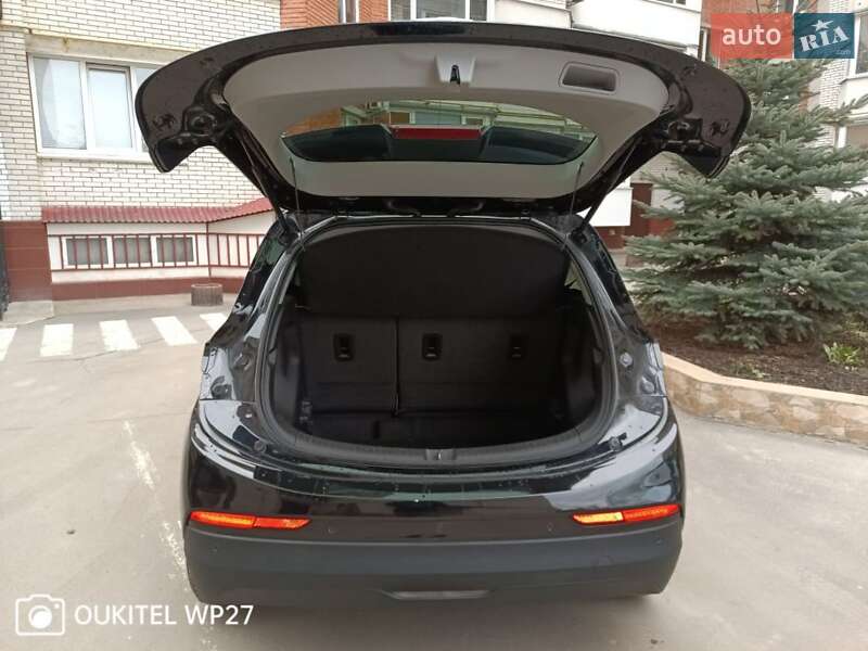 Хэтчбек Chevrolet Bolt EV 2022 в Тернополе фото 15 Хэтчбек Chevrolet Bolt EV 2022 в Тернополе