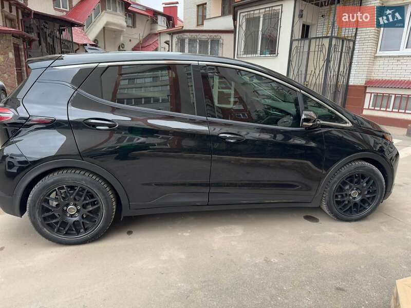 Хэтчбек Chevrolet Bolt EV 2022 в Тернополе фото 25 Хэтчбек Chevrolet Bolt EV 2022 в Тернополе