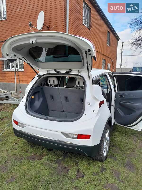 Хэтчбек Chevrolet Bolt EV 2017 в Днепре