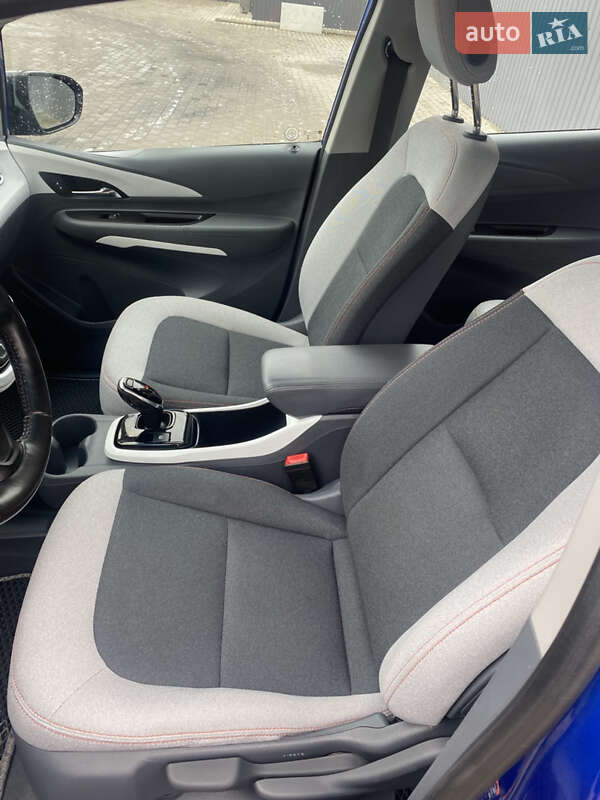 Хетчбек Chevrolet Bolt EV 2020 в Здолбуніві