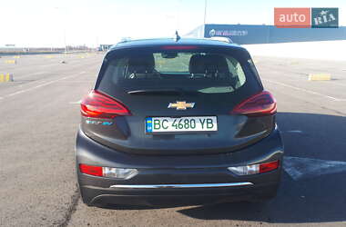 Хэтчбек Chevrolet Bolt EV 2021 в 