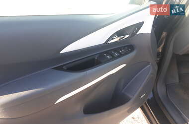 Хэтчбек Chevrolet Bolt EV 2021 в 