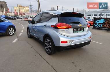 Хэтчбек Chevrolet Bolt EV 2018 в 