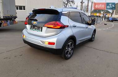 Хэтчбек Chevrolet Bolt EV 2018 в 