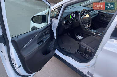 Хэтчбек Chevrolet Bolt EV 2022 в 