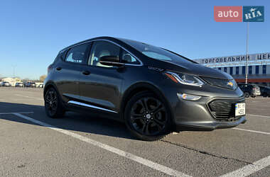Хэтчбек Chevrolet Bolt EV 2018 в 