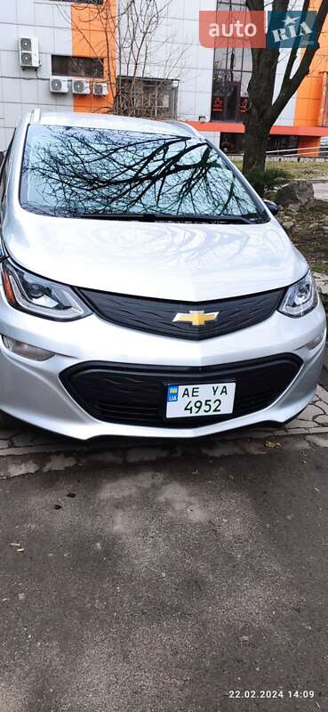 Хэтчбек Chevrolet Bolt EV 2020 в Днепре фото 20 Хэтчбек Chevrolet Bolt EV 2020 в Днепре