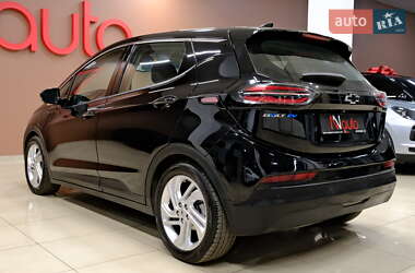 Хэтчбек Chevrolet Bolt EV 2024 в 