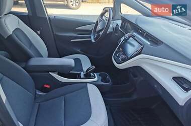 Хэтчбек Chevrolet Bolt EV 2020 в 