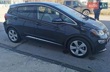 Хэтчбек Chevrolet Bolt EV 2020 в 