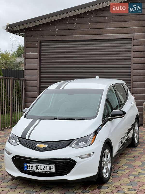 Хэтчбек Chevrolet Bolt EV 2020 в Хмельницком