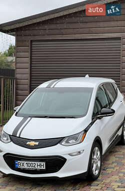 Хэтчбек Chevrolet Bolt EV 2020 в 